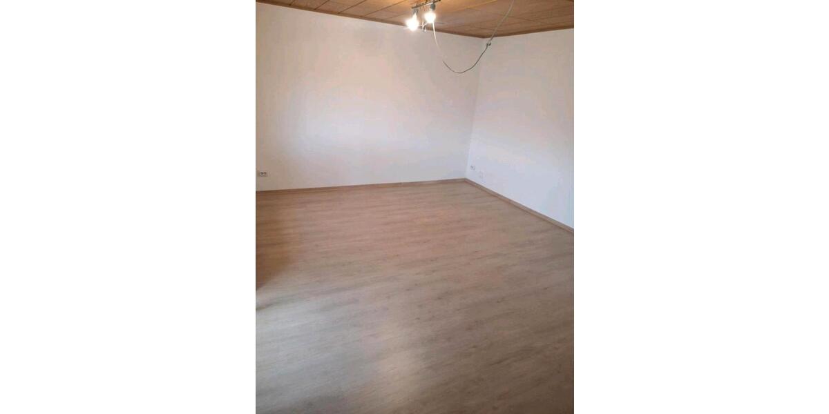 Etagenwohnung Eschenburg - 2 Zimmer, 55 m&sup2;, 480&euro; | Angebot:25945195