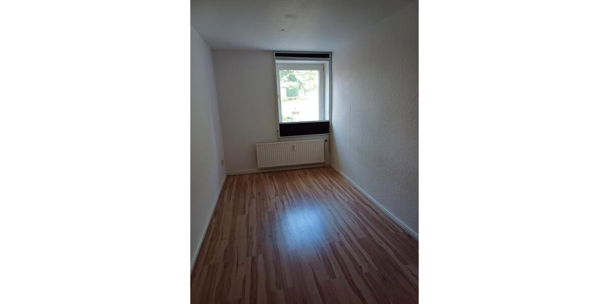 Erdgeschoßwohnung Schwerin Friedrichsthal - 2 Zimmer, 34 m&sup2;, 340&euro; | Angebot:26363720
