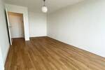 Herrliche Aussichten!! 1-Zimmer-Apartment + Balkon, modernes Duschbad, separierte Küche + Aufzug