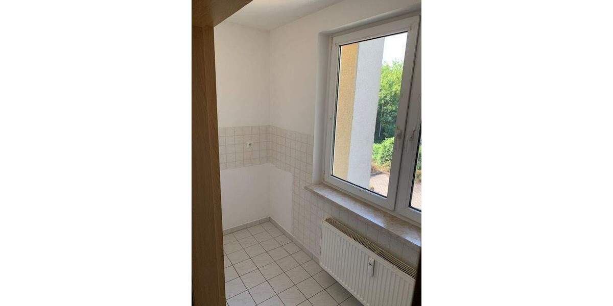 Etagenwohnung Halle (Saale) Radewell-Osendorf - 2 Zimmer, 50 m&sup2;, 400&euro; | Angebot:26758870