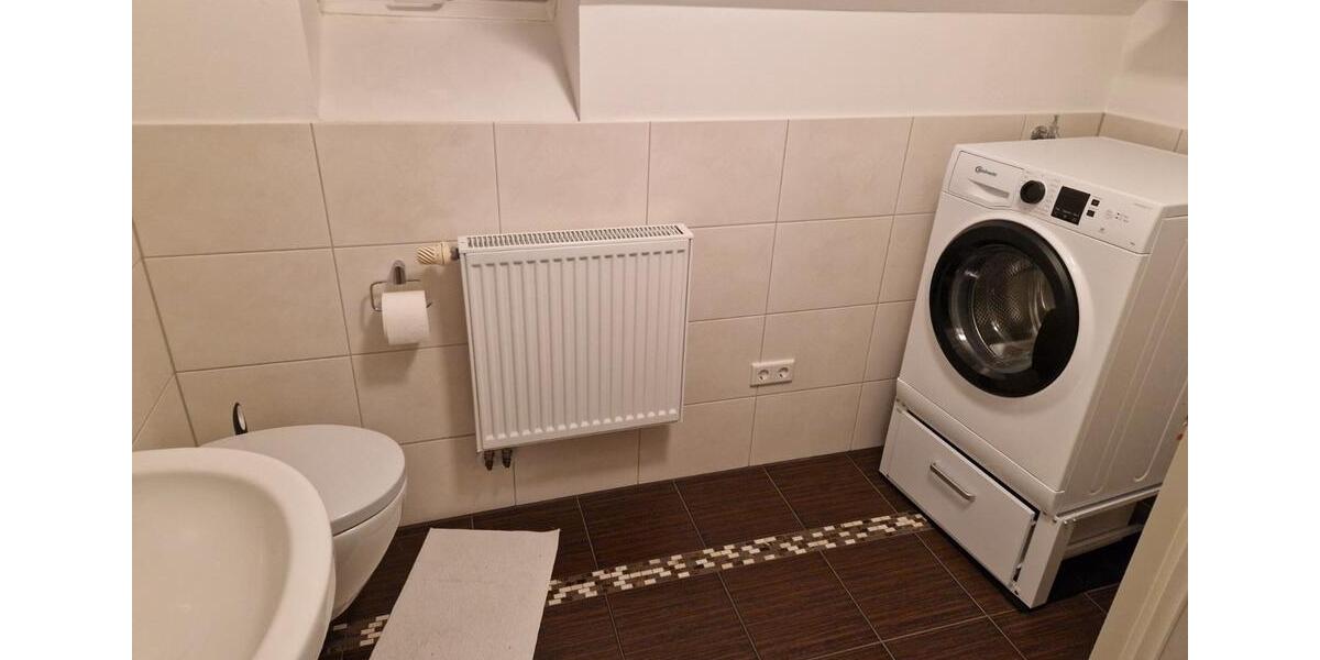 Maisonettenwohnung Steinheim - 5 Zimmer, 193 m&sup2;, 1.000&euro; | Angebot:24421877