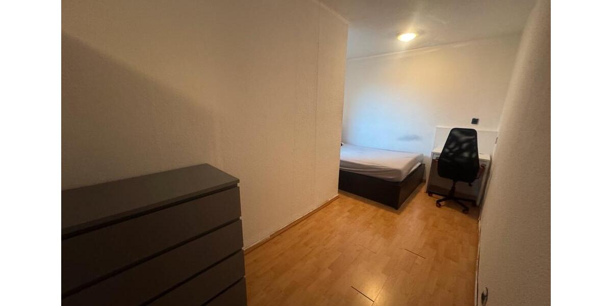 Etagenwohnung Hamburg Wandsbek - 3 Zimmer, 78 m&sup2;, 1.800&euro; | Angebot:26705245