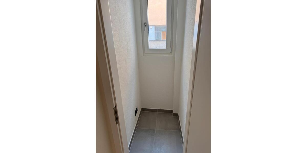 Erdgeschoßwohnung Dittelbrunn - 3 Zimmer, 83 m&sup2;, 1.050&euro; | Angebot:26640898
