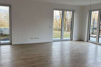 Haus Höchst - 4 Zimmer, 120 m&sup2;, 1.400&euro; | Angebot:27032089