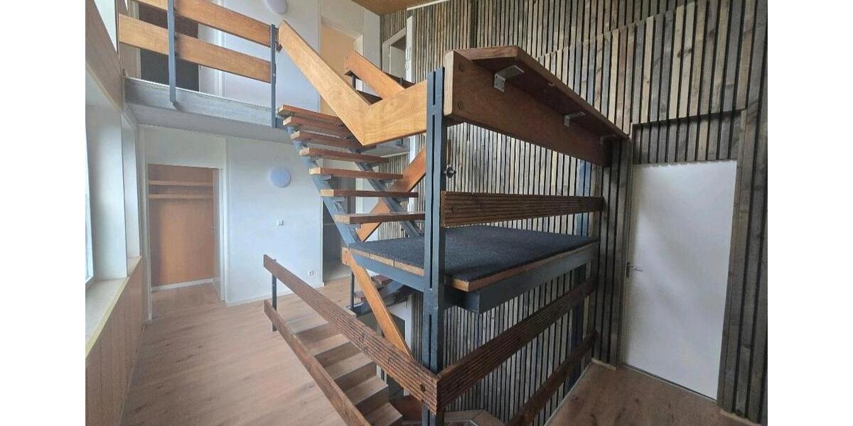 Reihenhaus Bad Wildbad - 8 Zimmer, 224 m&sup2;, 1.600&euro; | Angebot:25052132