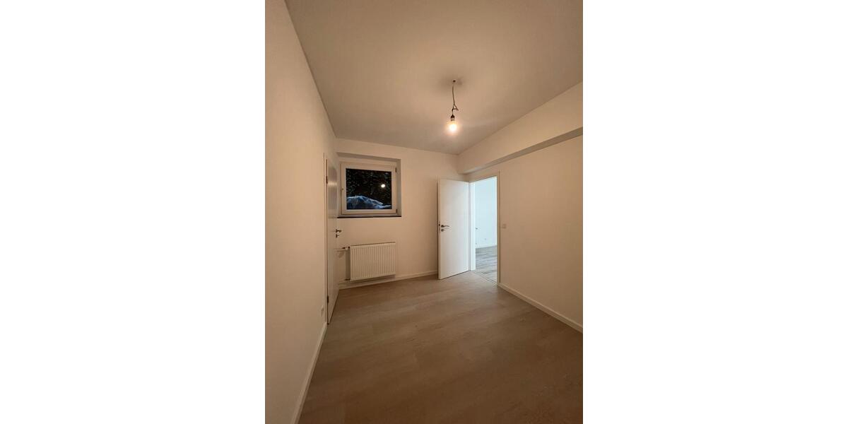 Erdgeschoßwohnung Oberwesel - 4 Zimmer, 110 m&sup2;, 600&euro; | Angebot:25720868