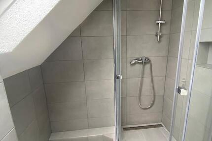 Haus Kassel Bettenhausen - 7 Zimmer, 150 m&sup2;, 1.950&euro; | Angebot:26554827