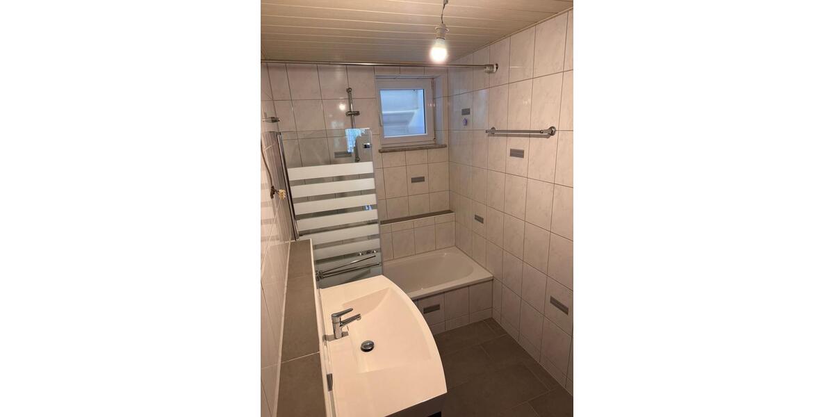 Erdgeschoßwohnung Tauberbischofsheim - 3 Zimmer, 85 m&sup2;, 1.230&euro; | Angebot:26155611