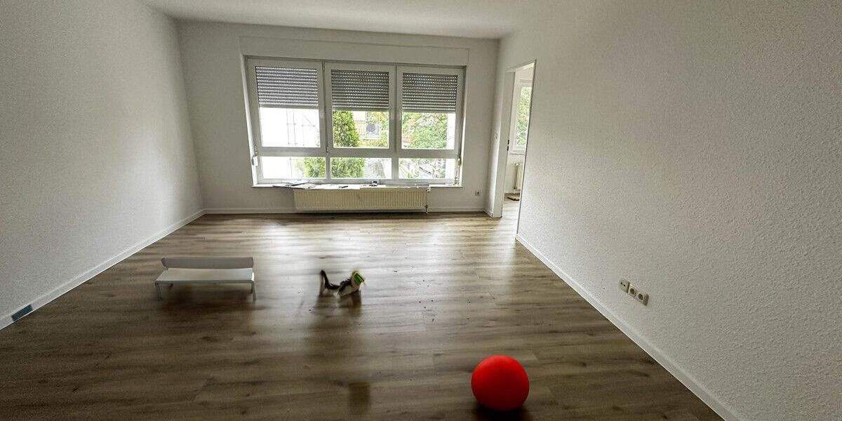 Etagenwohnung Glauchau - 3 Zimmer, 69 m&sup2;, 552&euro; | Angebot:25899005