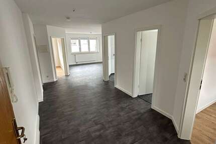 Wohnung zum Mieten in Rot am See 650 € 71.53 m² 3 zimmer