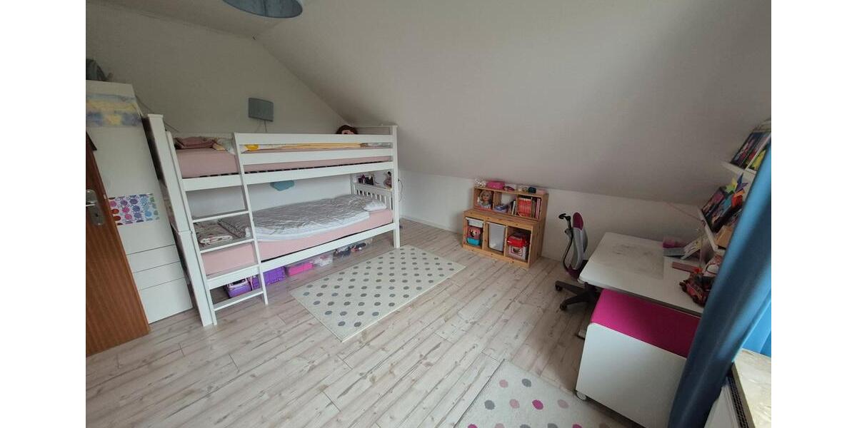 Dachgeschoßwohnung Barsinghausen - 3 Zimmer, 75 m&sup2;, 950&euro; | Angebot:25723887
