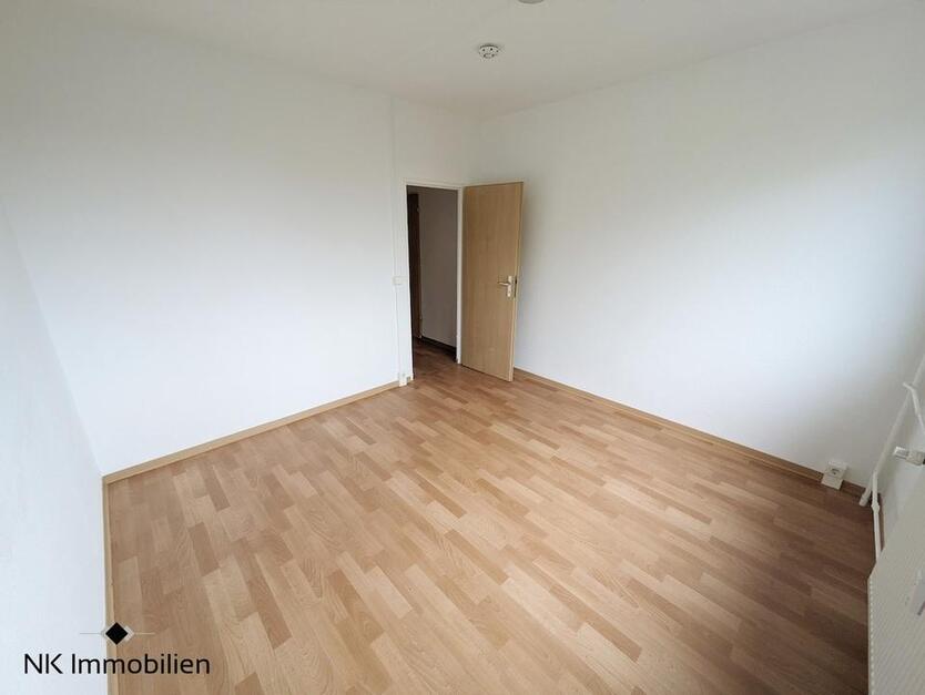 ++ gemütliche, neue 3-Raum Wohnung mit Balkon - beste Wohnlage in Limbach-Oberfrohna ++