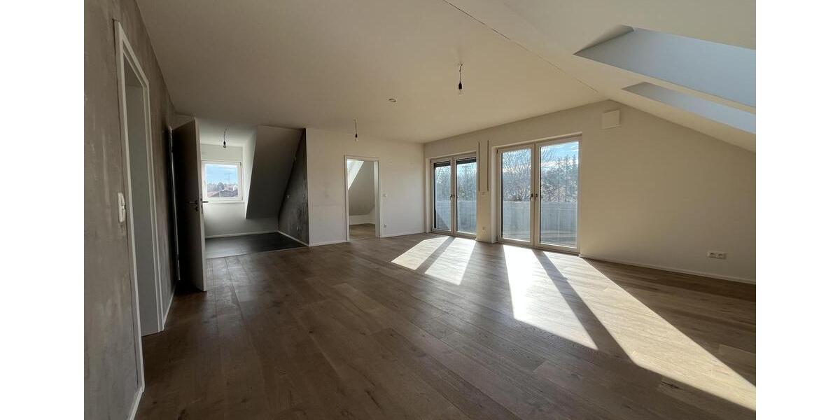 Dachgeschoßwohnung Forstinning - 2.5 Zimmer, 75 m&sup2;, 1.380&euro; | Angebot:24725387