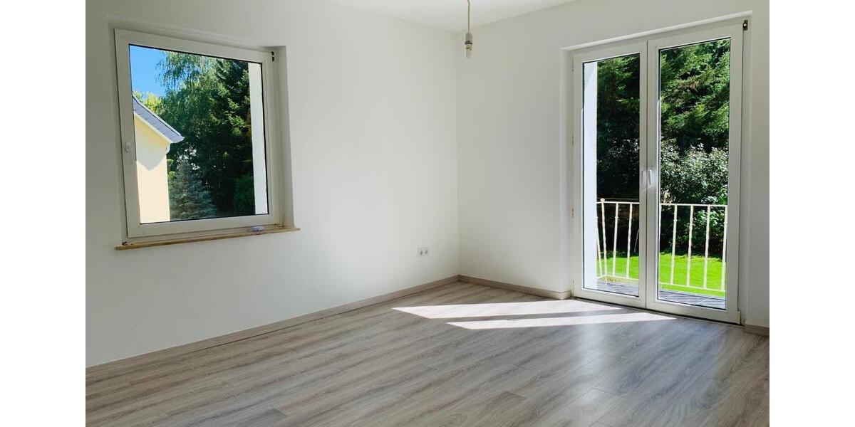 Erdgeschoßwohnung Detmold - 3 Zimmer, 74 m&sup2;, 560&euro; | Angebot:25479706