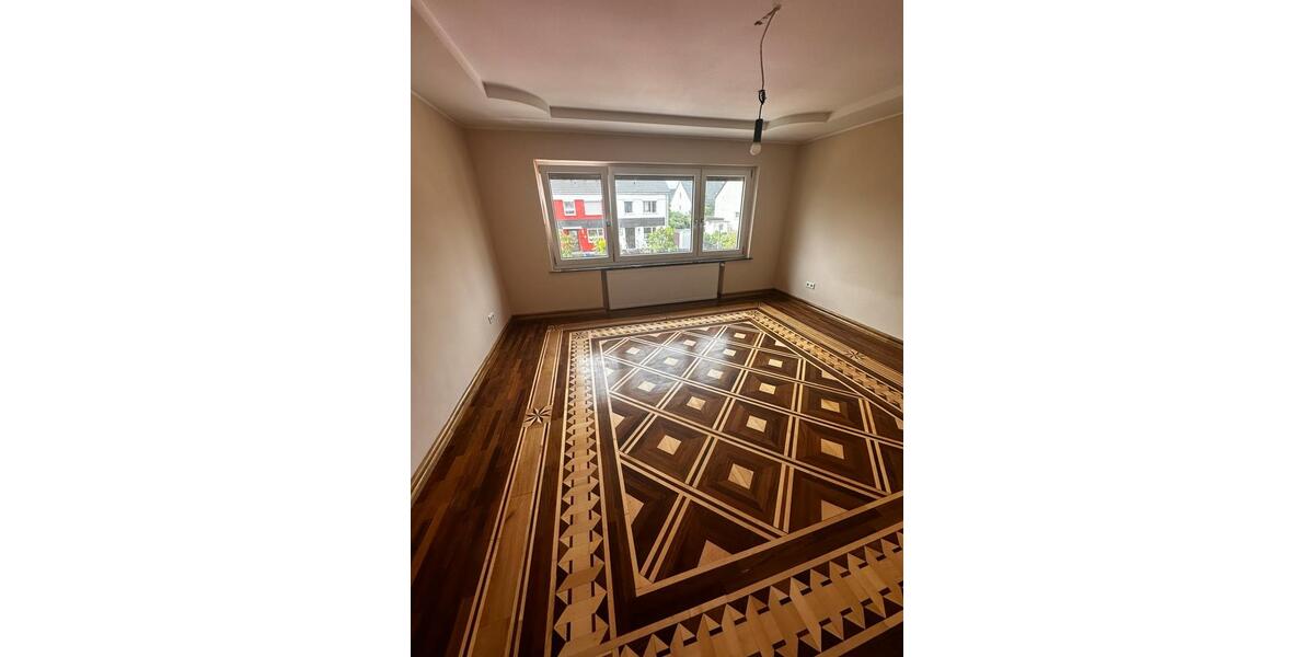 Etagenwohnung Fürth Bislohe - 3 Zimmer, 108 m&sup2;, 1.450&euro; | Angebot:24869414