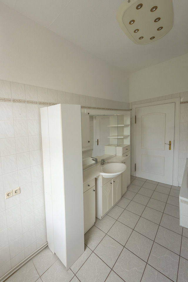 Helle und zentrale 2-Zimmer-Wohnung (70 m²) inkl. Küche