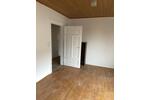 Wohnung ca 98 qm ab 01.04.26, saniert mit EBK, 1OG Zentralle Lage 5 zimmer