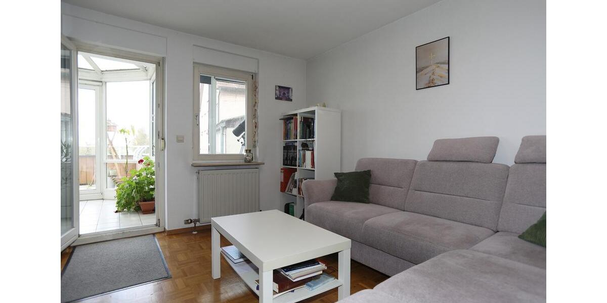 Etagenwohnung Bönnigheim - 2 Zimmer, 82 m&sup2;, 800&euro; | Angebot:26004772