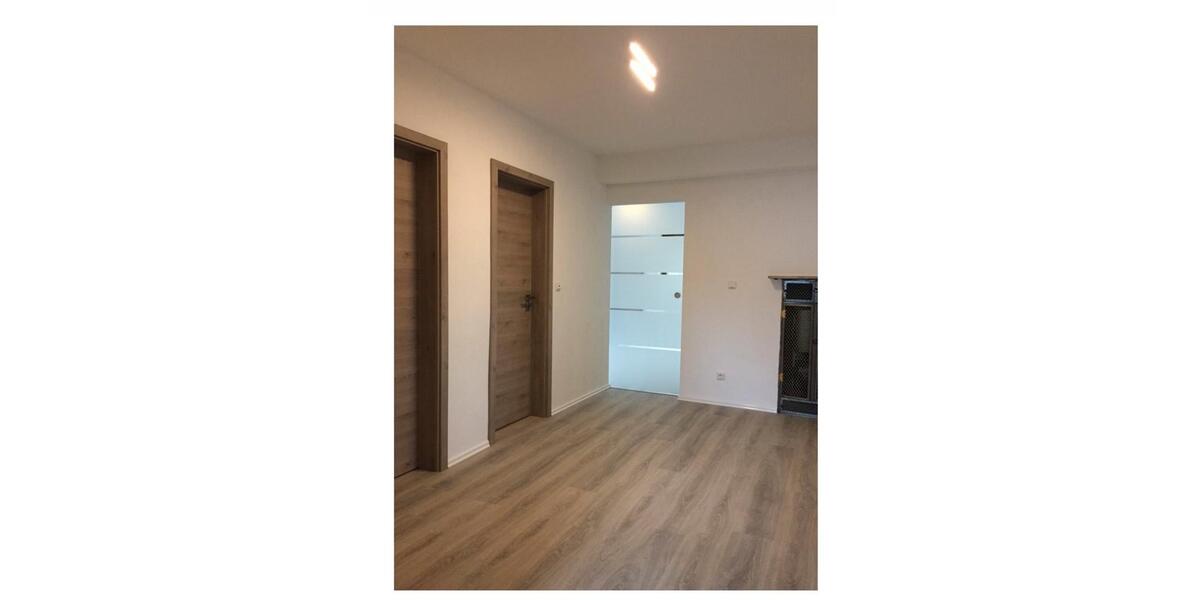 Helle, schöne Wohnung, 3,5 Zi., EBK, Balkon, in 96369 Weißenbrunn 3.5 zimmer
