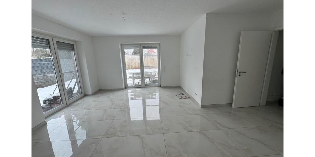 Erdgeschoßwohnung Twistringen - 1 Zimmer, 82 m&sup2;, 1.300&euro; | Angebot:24783643