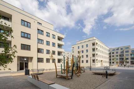 Wohnung zum Mieten in Berlin 1.243,43 € 83.34 m²