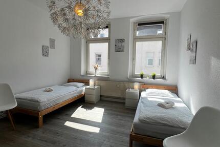 Monteurwohnungen und Ferienwohnungen. Die Unterkunft für Ihre Mitarbeiter, Gäste oder für Ihren Urlaub 4 zimmer