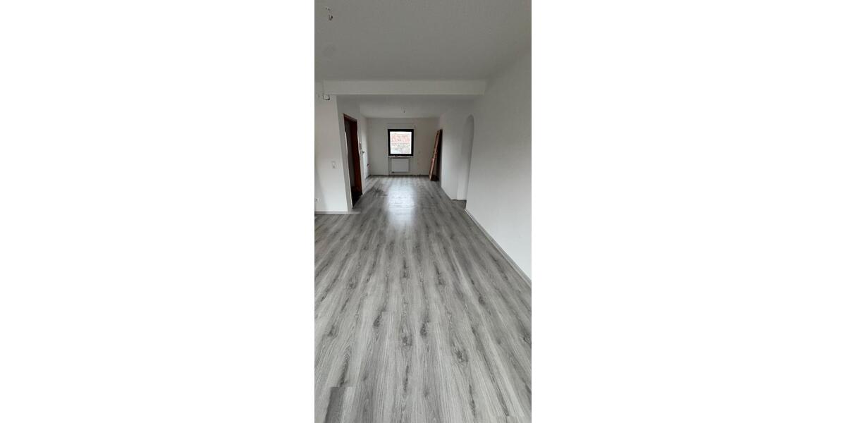 Etagenwohnung Jettingen - 3 Zimmer, 90 m&sup2;, 1.300&euro; | Angebot:24833705