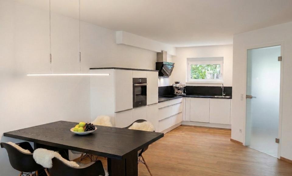 Reihenhaus Landshut - 5 Zimmer, 150 m&sup2;, 2.500&euro; | Angebot:26193644