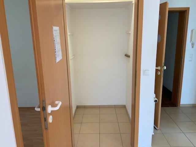 Erdgeschoßwohnung Gummersbach - 3.5 Zimmer, 80 m&sup2;, 473&euro; | Angebot:26459053