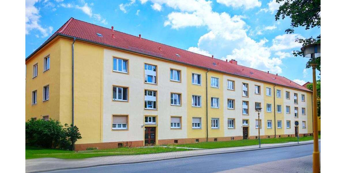 Etagenwohnung Hoyerswerda Altstadt - 2 Zimmer, 54 m&sup2;, 271&euro; | Angebot:26988070