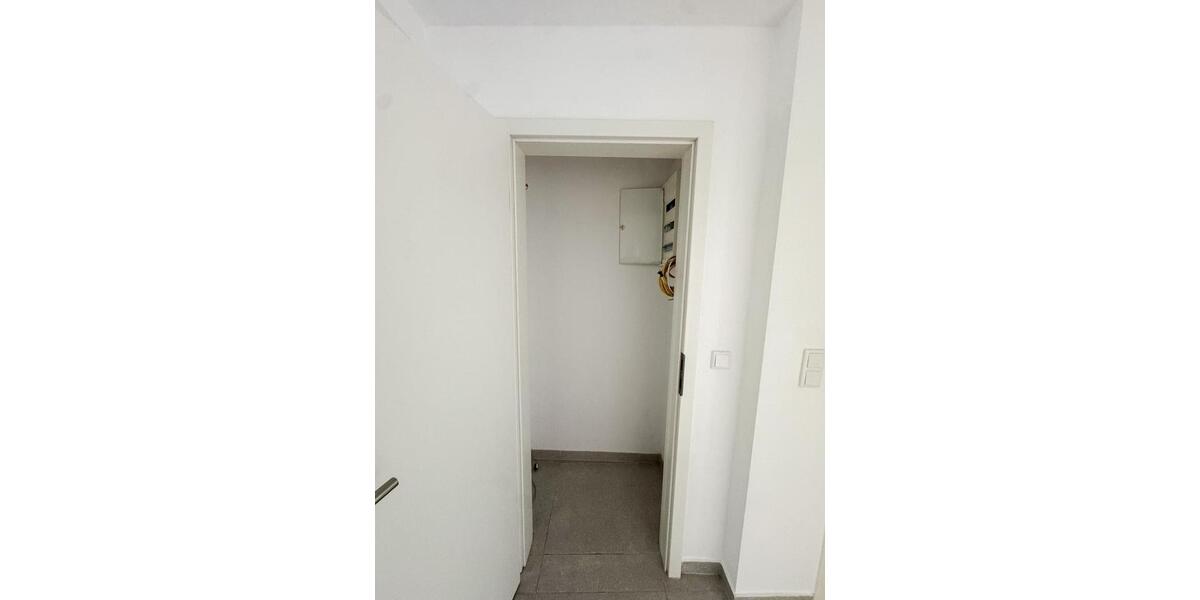 Dachgeschoßwohnung Essen Stadtkern - 2 Zimmer, 60 m&sup2;, 620&euro; | Angebot:24429805