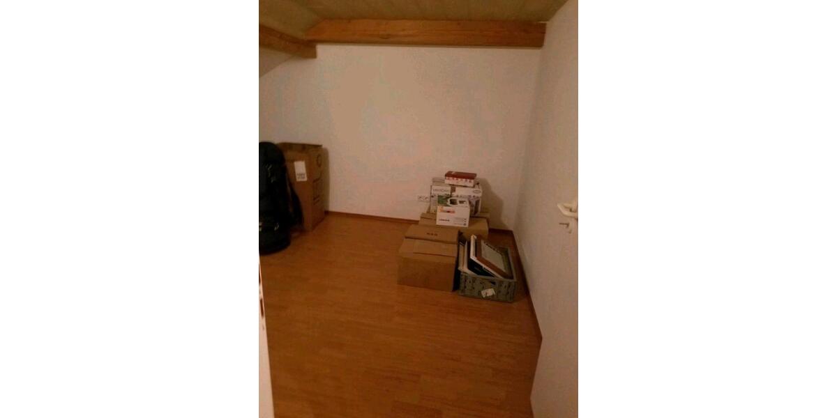 Dachgeschoßwohnung Kirchberg im Wald - 2 Zimmer, 74 m&sup2;, 640&euro; | Angebot:26598083