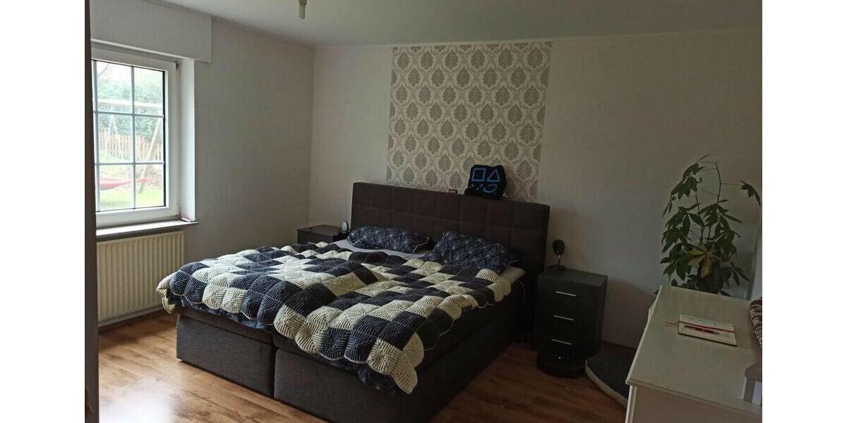 Dachgeschoßwohnung Garrel - 5 Zimmer, 120 m&sup2;, 850&euro; | Angebot:26030381