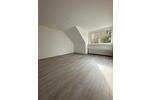 Frisch renovierte 4-Zi.-DG-Whg. mit Tageslichtbad zimmer