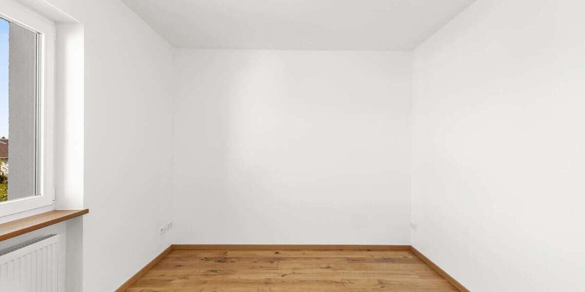 Bezugsfrei | Modernisiertes Reiheneckhaus mit Südgarten in ruhiger Lage - Reihenendhaus Geisenfeld | Angebot:26106515