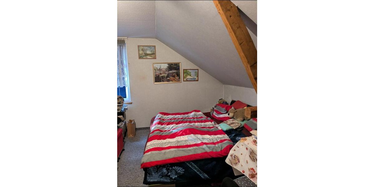 Dachgeschoßwohnung Radebeul - 3 Zimmer, 102 m&sup2;, 950&euro; | Angebot:25981275