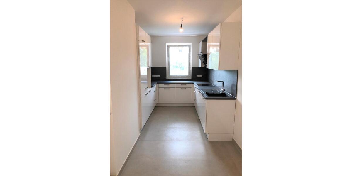 Etagenwohnung Köln Nippes - 2 Zimmer, 85 m&sup2;, 1.390&euro; | Angebot:26676663