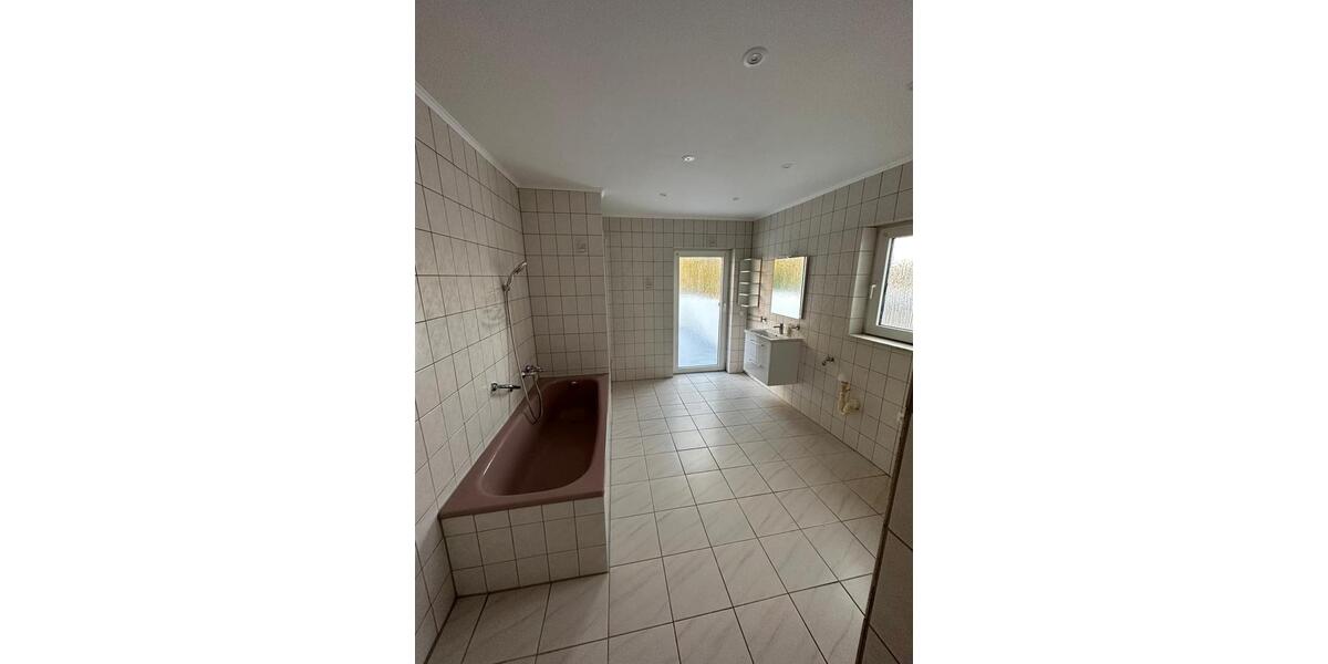 Etagenwohnung Wirges - 3 Zimmer, 77 m&sup2;, 900&euro; | Angebot:26579296