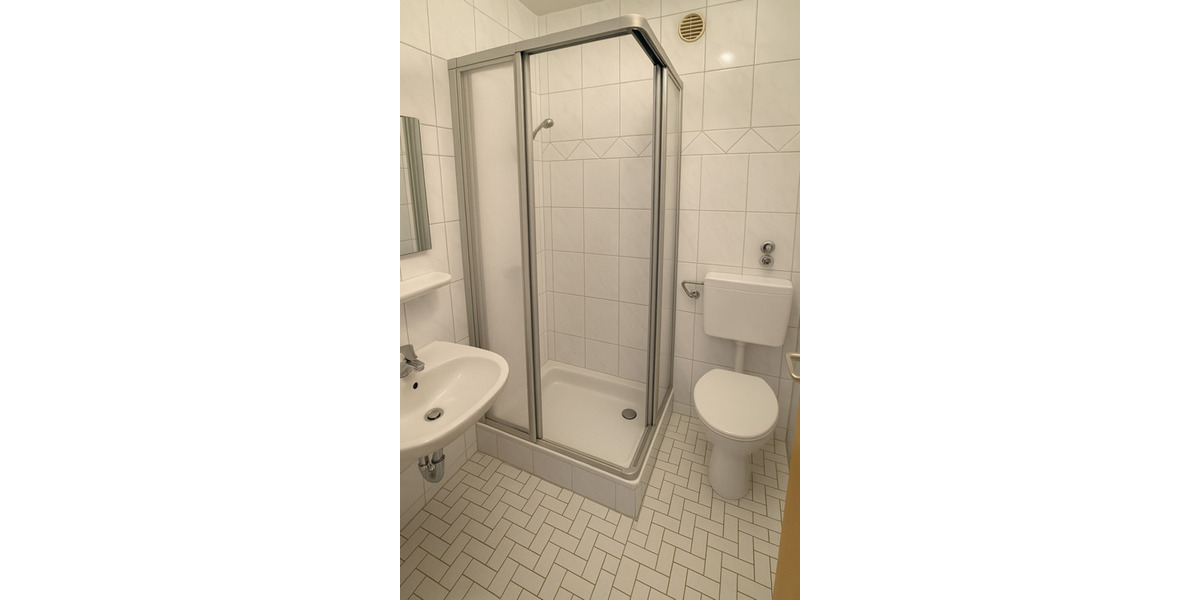 Wohnen auf Zeit Söhrewald - 9 Zimmer, 14 m&sup2;, 450&euro; | Angebot:24662676