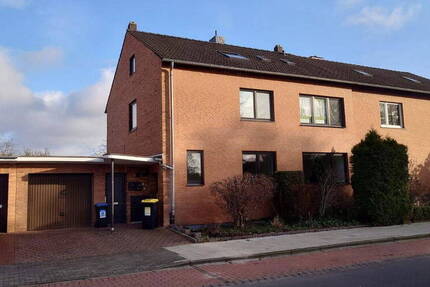 Gemuetliche 2-Z. DG-Wohnung (OG2) ab 1.12 Frei