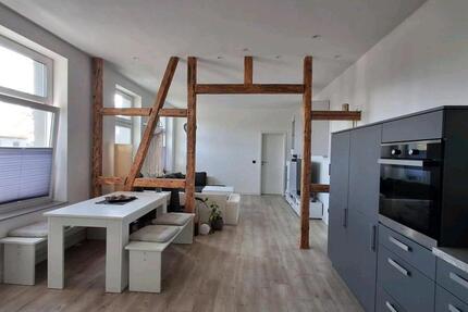 Wohnung Schwerin - 4 Zimmer, 100 m&sup2;, 1.500&euro; | Angebot:27715765