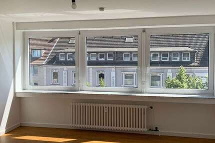 Wohnung Oberhausen - 2 Zimmer, 81 m&sup2;, 640&euro; | Angebot:27076378