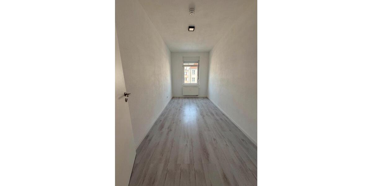 Wohnen auf Zeit Ludwigsburg - 4 Zimmer, 95 m&sup2;, 500&euro; | Angebot:26386831