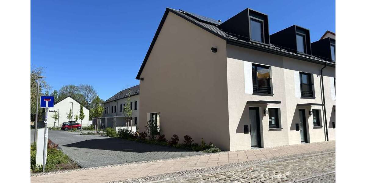 Einfamilienhaus Luckenwalde - 5 Zimmer, 145 m&sup2;, 1.479&euro; | Angebot:27230556