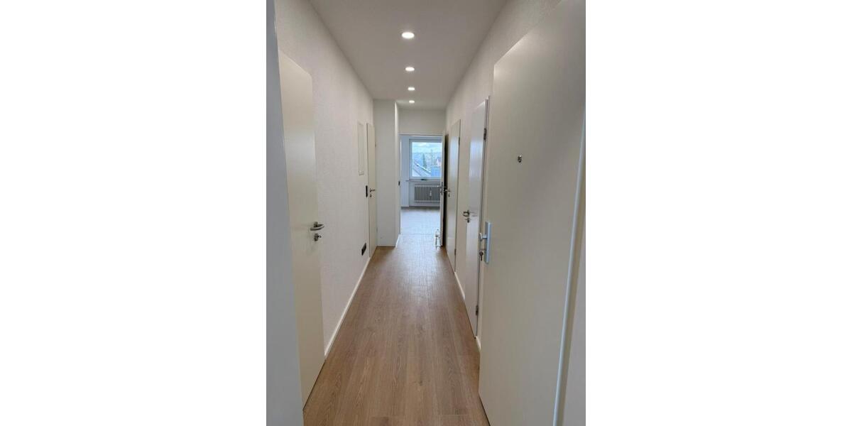 Etagenwohnung Kassel Nordshausen - 4 Zimmer, 85 m&sup2;, 980&euro; | Angebot:25306031