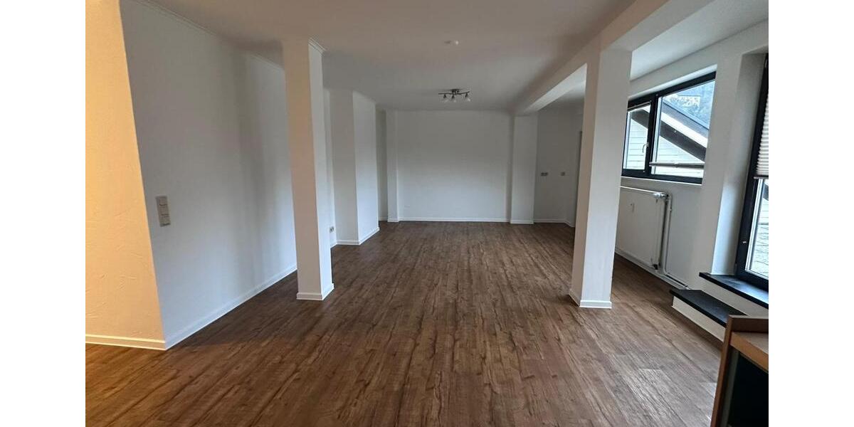 Dachgeschoßwohnung Bollendorf - 2 Zimmer, 97 m&sup2;, 680&euro; | Angebot:25900675
