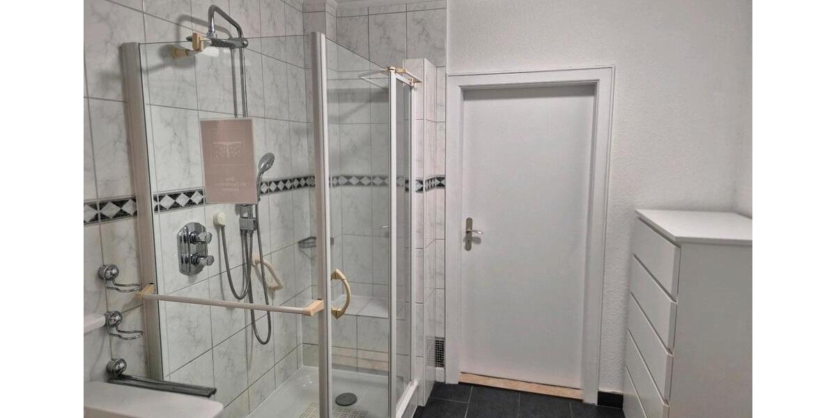 Wohnen auf Zeit Oldenburg Alexandersfeld - 1 Zimmer, 11 m&sup2;, 400&euro; | Angebot:23464043