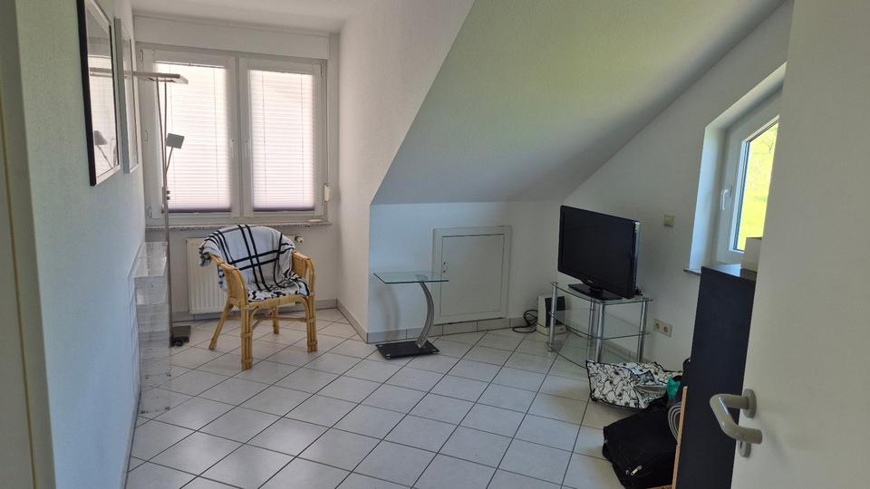 Dachgeschoßwohnung Königsbach-Stein Stein - 4.5 Zimmer, 112 m&sup2;, 1.230&euro; | Angebot:26338868