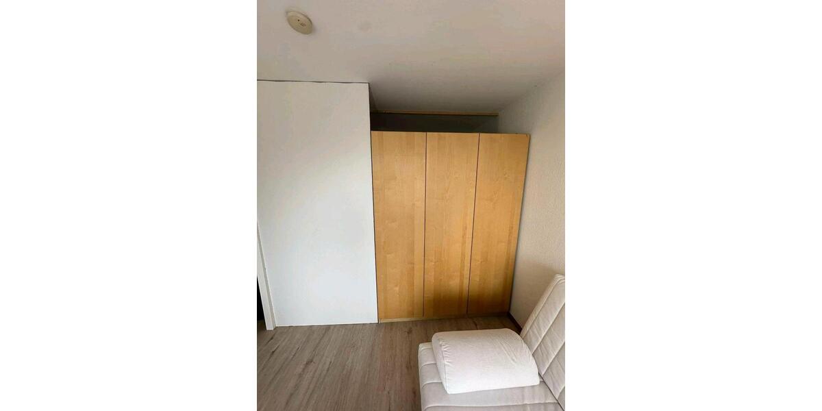 Etagenwohnung Mülheim an der Ruhr Broich - 1 Zimmer, 15 m&sup2;, 500&euro; | Angebot:24707990