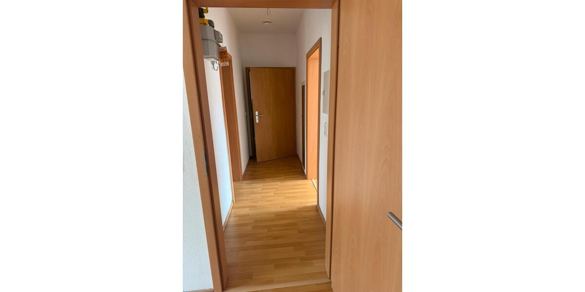 Etagenwohnung Eisenach - 1 Zimmer, 60 m&sup2;, 400&euro; | Angebot:26457855